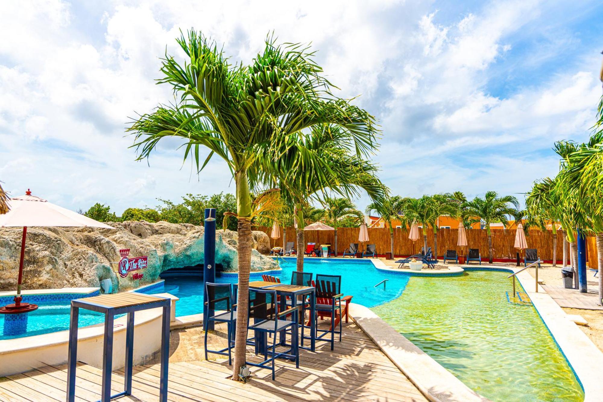 The Ritz Village (Adults Only) Willemstad Exteriér fotografie