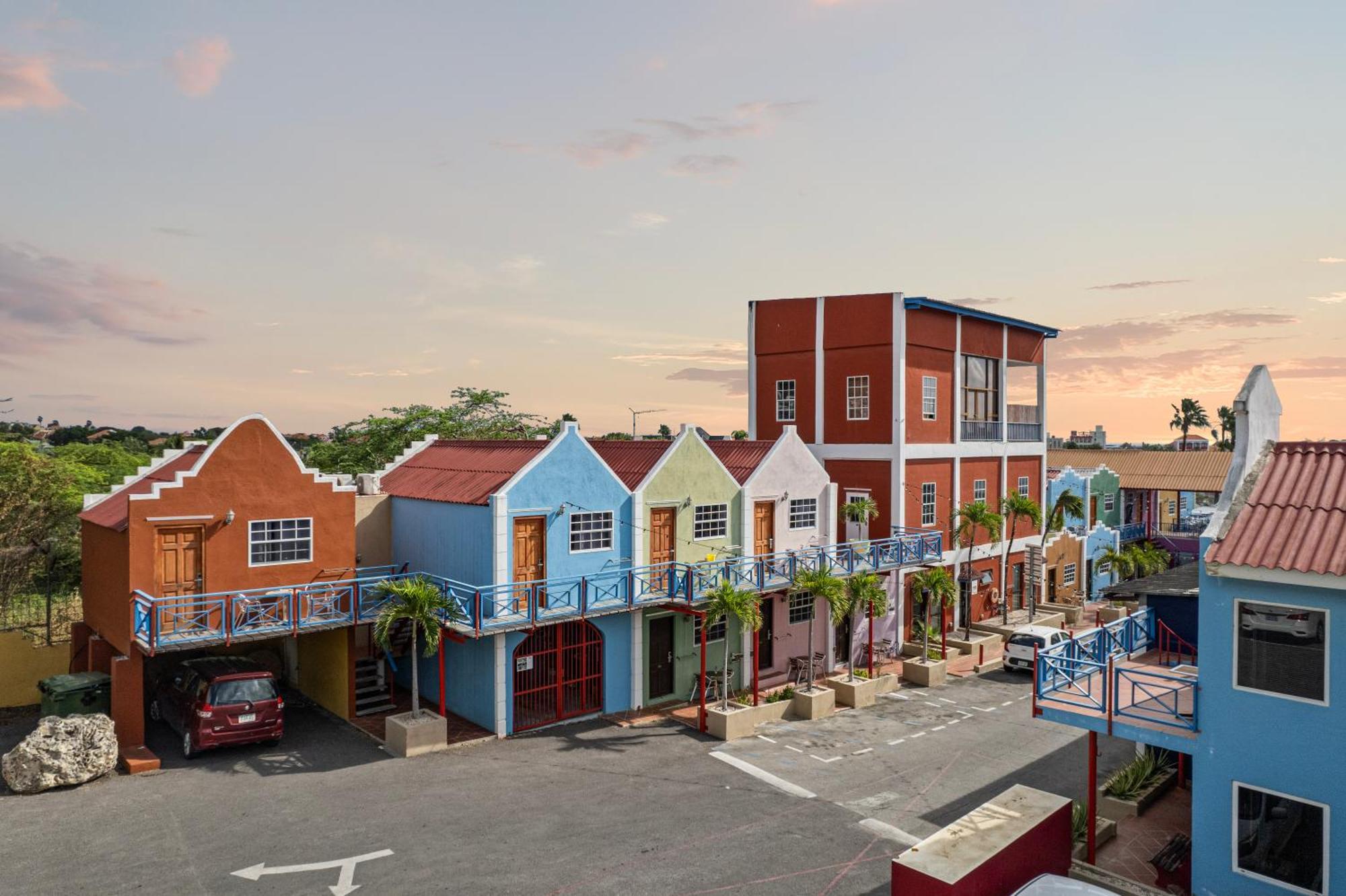 The Ritz Village (Adults Only) Willemstad Exteriér fotografie